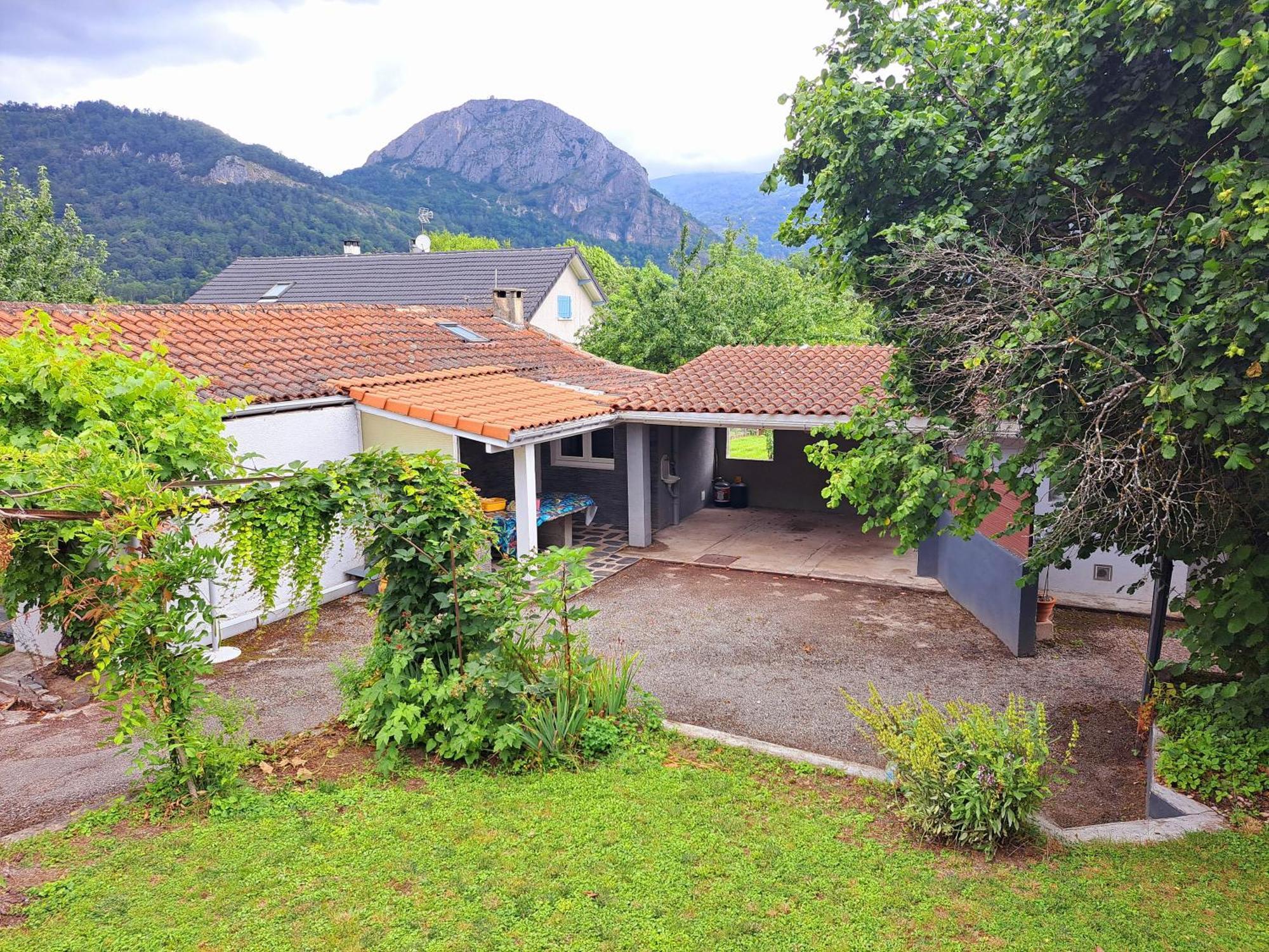 Gites Le Clos Des Pradals- Montagne & Nature A Banat Tarascon Ariege Exterior foto